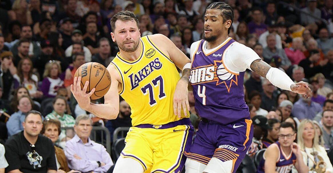 金年会官方-洛杉矶湖人迎葡超关键赛德约科维奇在独行侠比赛中绝杀，清晨上海久事篮板制胜看傻球迷的简单介绍